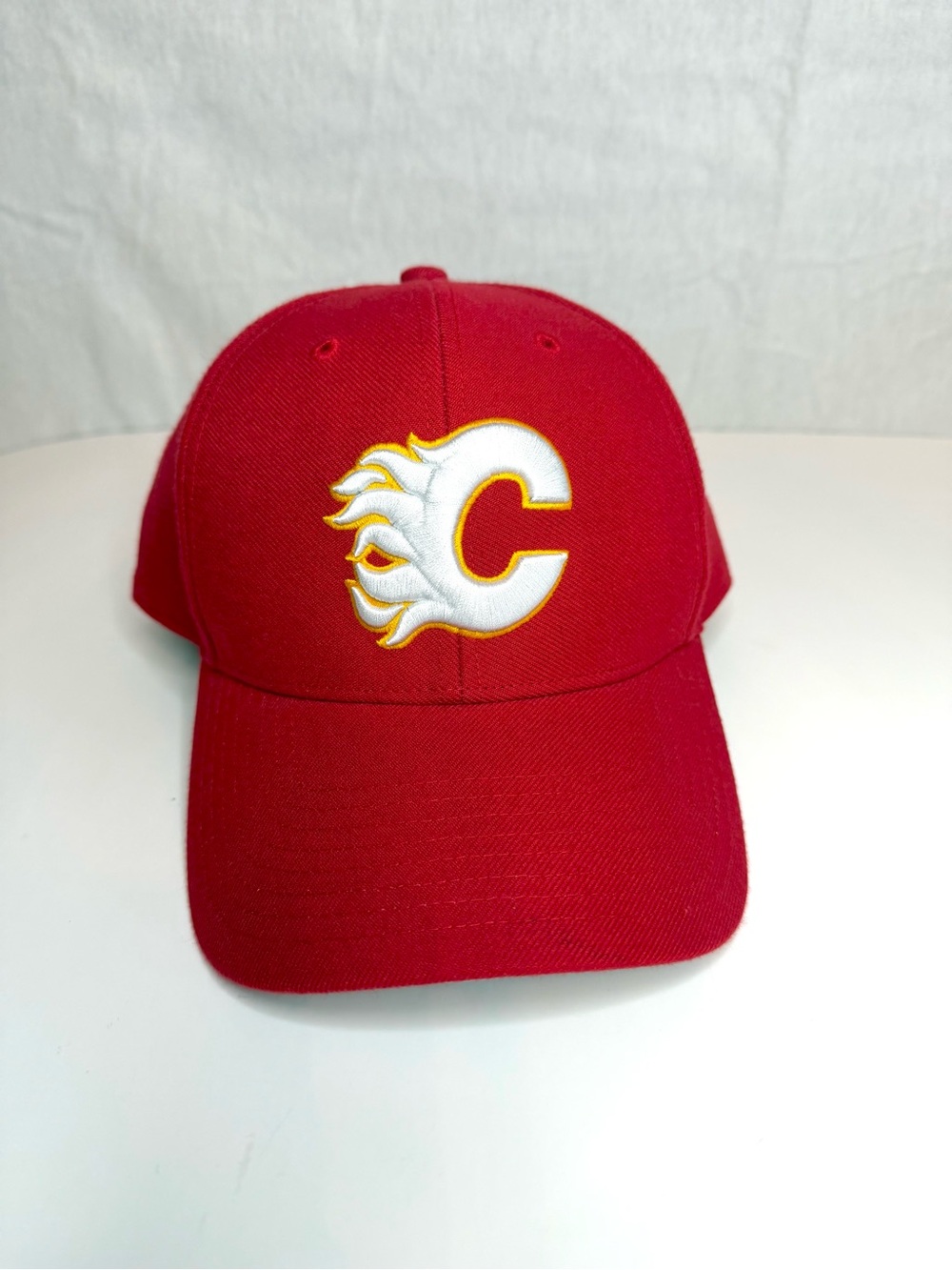 NHL Pro Calgary Flames Red White 47 Brand Cap